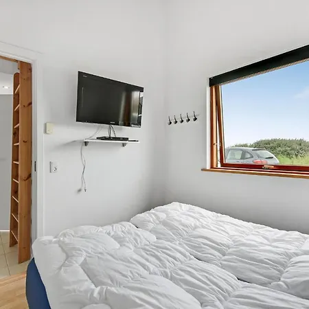 펜션 Amazing Home In Ulfborg With Wifi *