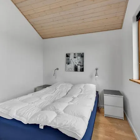 Amazing In Ulfborg With Wifi بيت للعطل